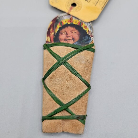 Grand Canyon Souvenir 1932 Papoose on Cradleboard Leather Wrapped Cardboard - Picture 2 of 9